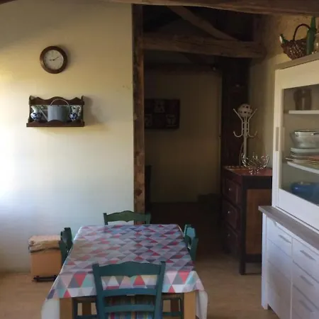 Maison Isolee Avec Jardin Et Animaux Acceptes - Fr-1-616-11