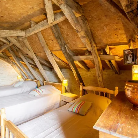 Maison Rustique Avec Jardin, Proche De La Dordogne Et Vezere, Animaux Acceptes - Fr-1-616-11 Holiday home